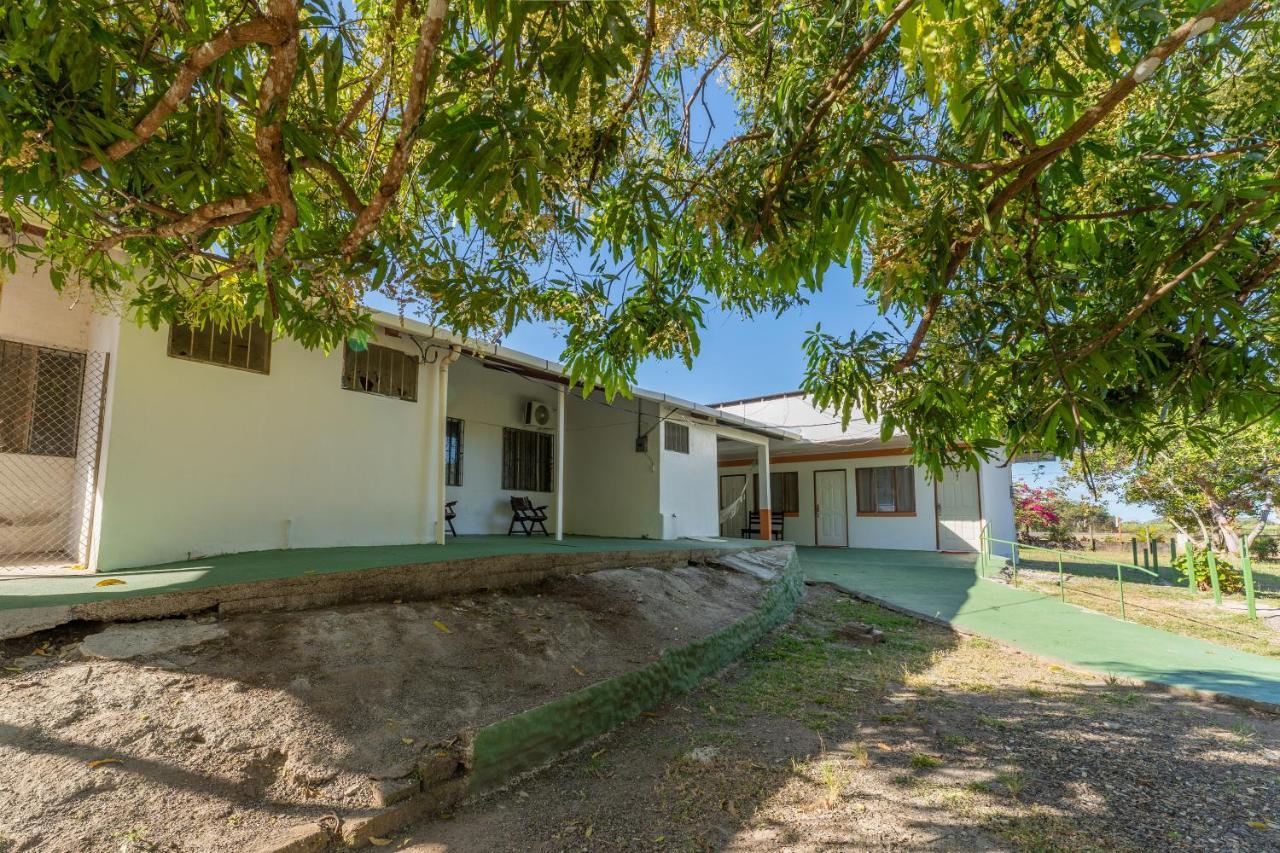 El Cocobolo Food&Rest Room 6 Bed And Breakfast Wifi Ac Pkg Gratis Liberia Esterno foto