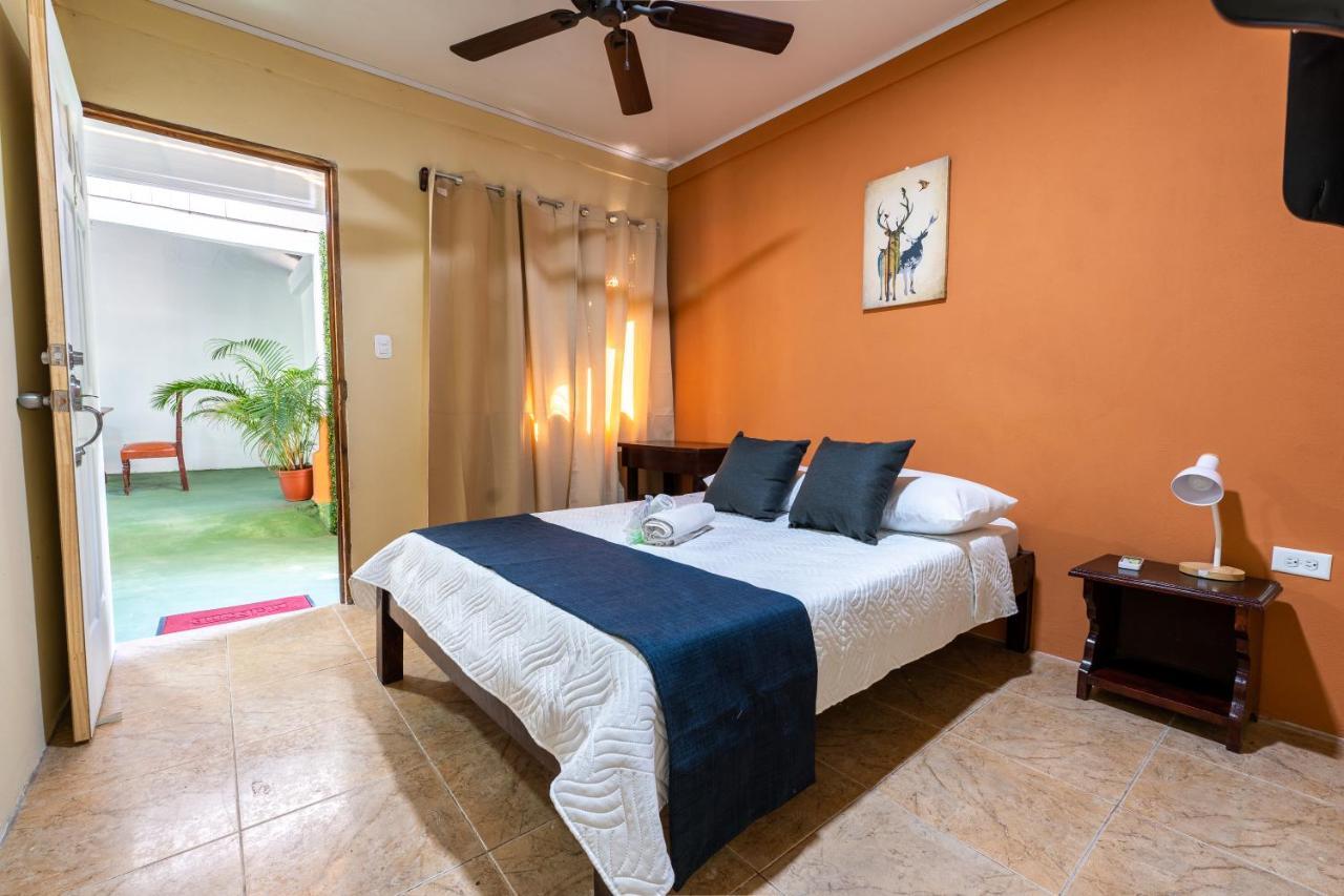 El Cocobolo Food&Rest Room 6 Bed And Breakfast Wifi Ac Pkg Gratis Liberia Esterno foto