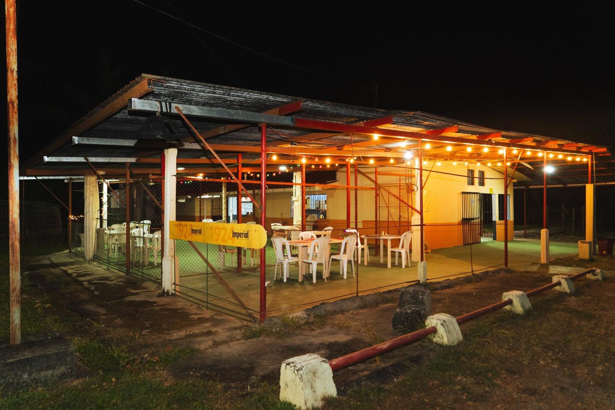El Cocobolo Food&Rest Room 6 Bed And Breakfast Wifi Ac Pkg Gratis Liberia Esterno foto
