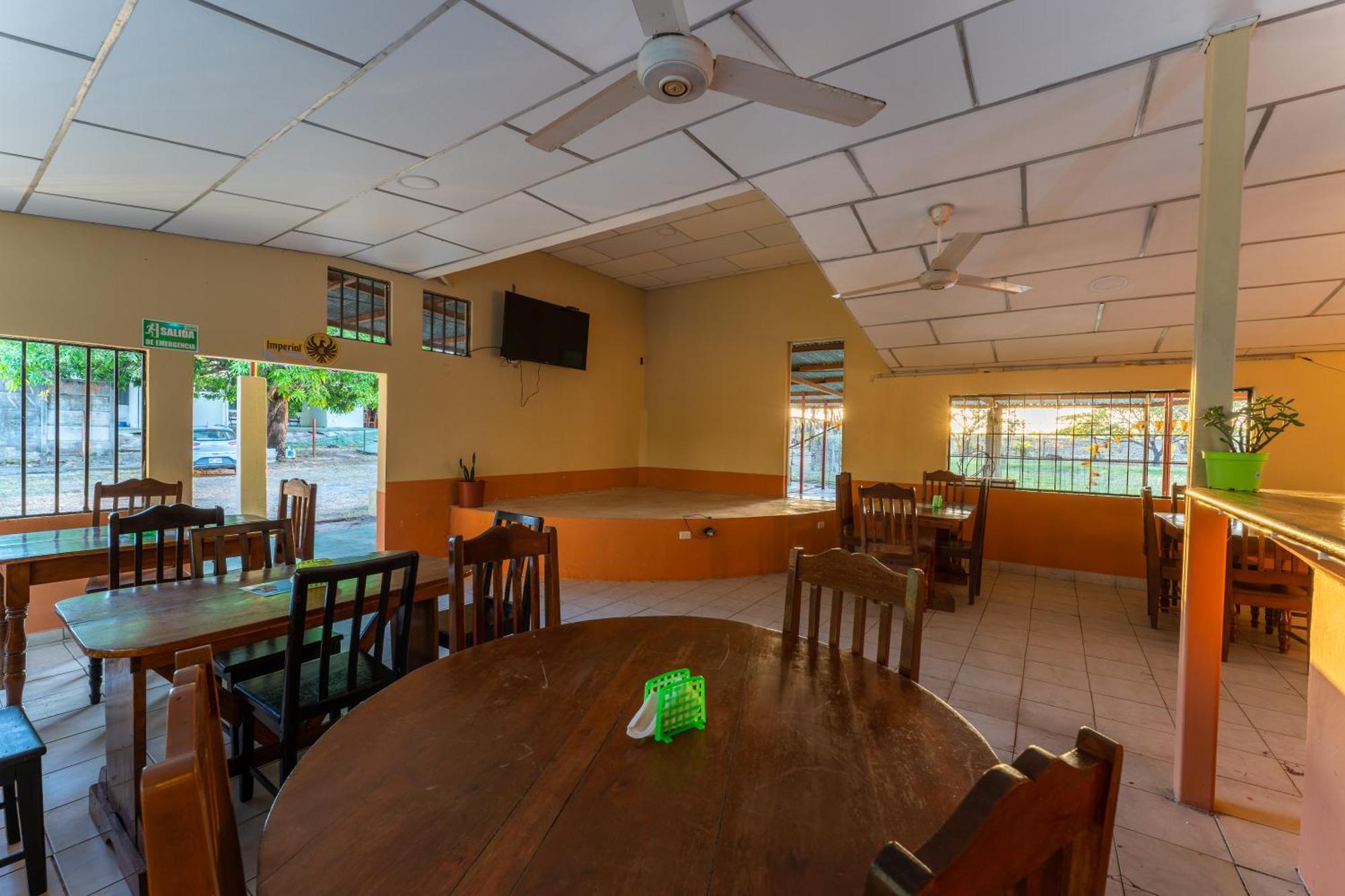 El Cocobolo Food&Rest Room 6 Bed And Breakfast Wifi Ac Pkg Gratis Liberia Esterno foto